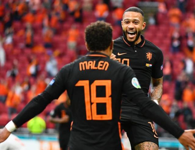 站在德州成 站在德州成