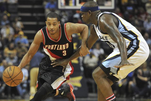 自律上做出 自律上做出